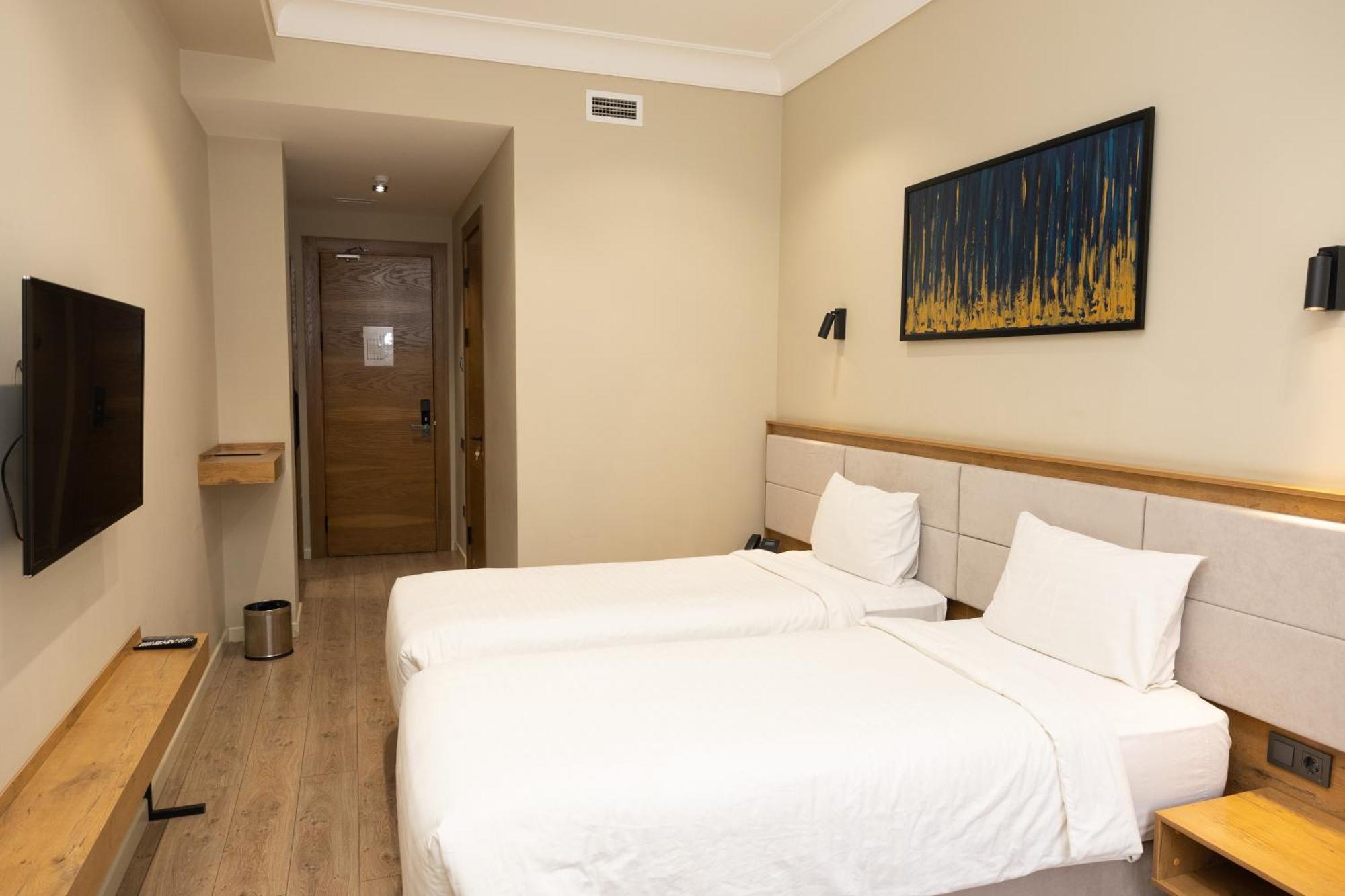 Hotel Marwa Tashkent Pool&Spa ภายนอก รูปภาพ