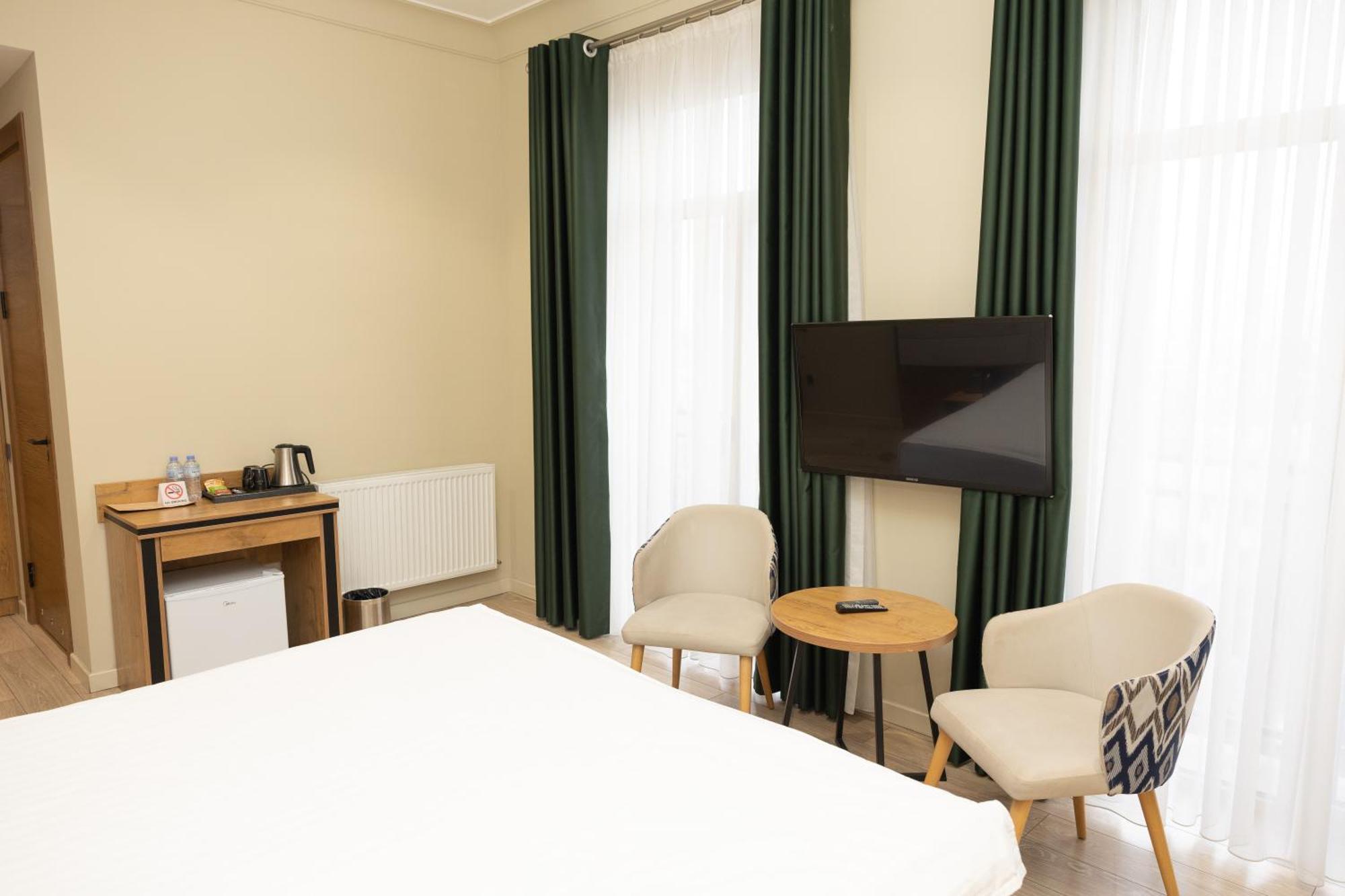 Hotel Marwa Tashkent Pool&Spa ภายนอก รูปภาพ